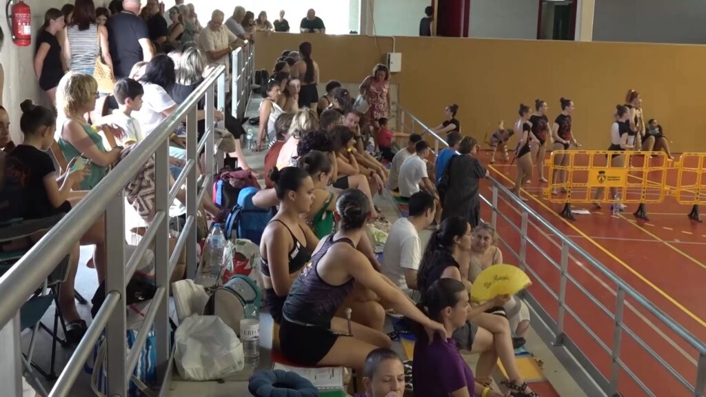 El Pavelló de Santa Bàrbara acull el Campionat català de Twirling amb la participació d’11 clubs