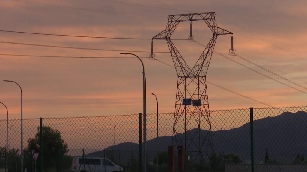 Ulldecona demana explicacions a la companyia elèctrica per un tall de llum que va deixar més de 3.200 abonats sense subministrament