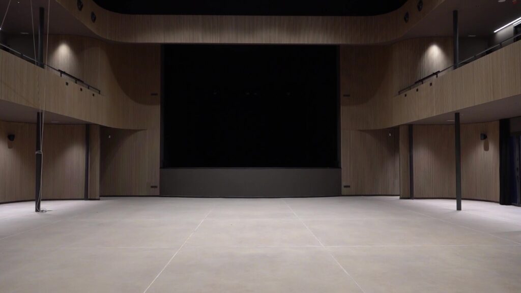 Compte enrere per a la inauguració del nou escenari cultural de Tivissa