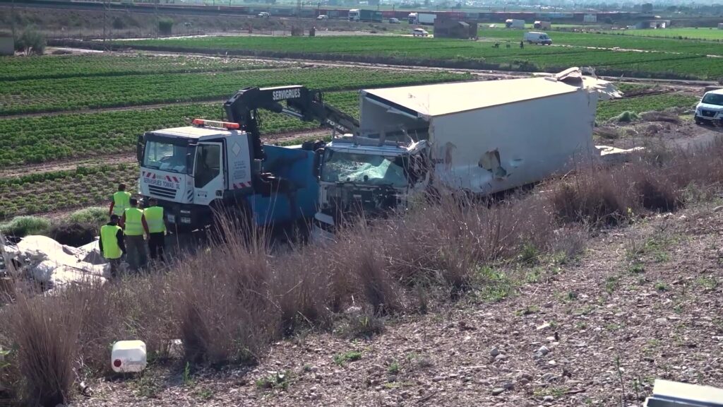 La reducció de velocitat a l’AP-7 s’aplicarà en sentit sud entre Calafat i Amposta i els camions no podran superar els 80km/h