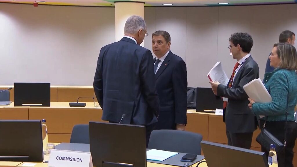 Continuen les negociacions a Brussel·les per decidir els dies que podran sortir els pescadors