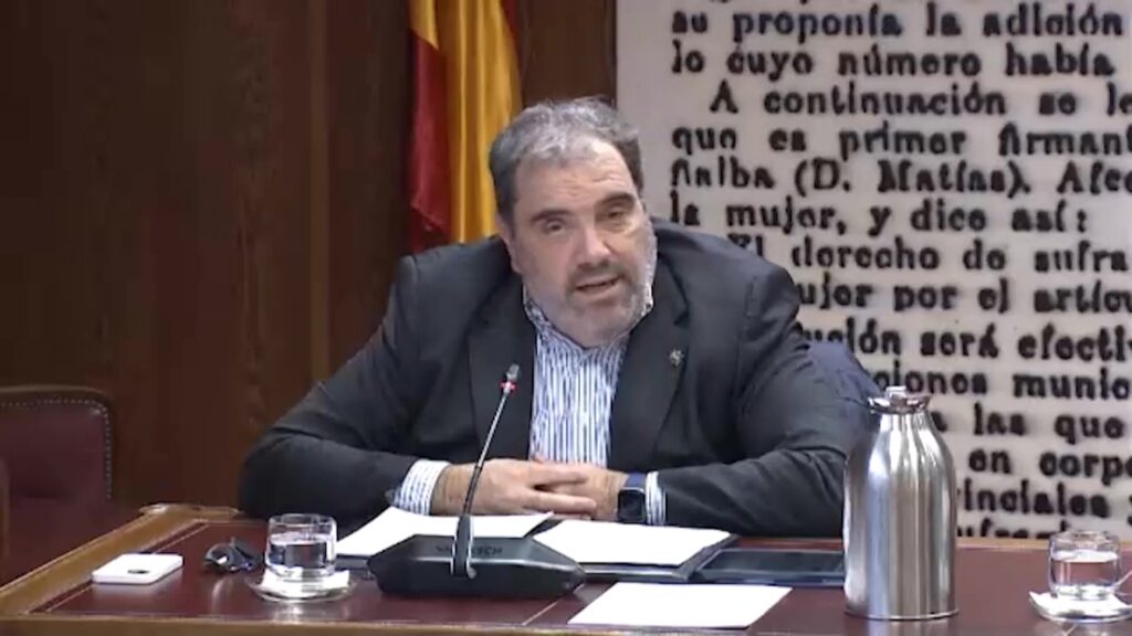 El secretari de la federació catalana de confraries de pescadors compareix al Senat Mario Vizcarro exposa al Senat la situació crítica del sector pesquer català i reclama unitat política