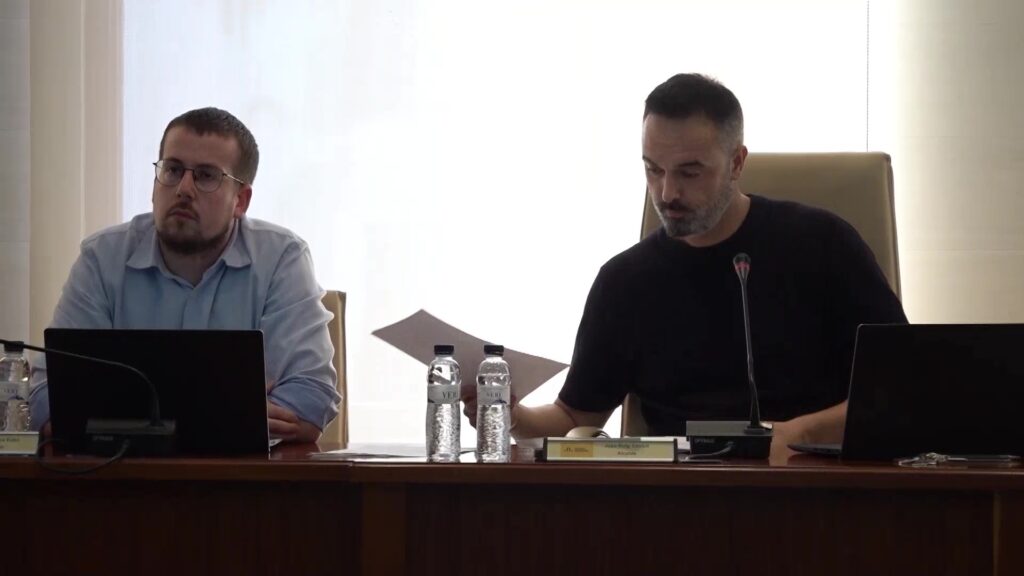 El ple extraordinari per fer efectiva la renúncia de Joan Roig se celebrarà el divendres 19