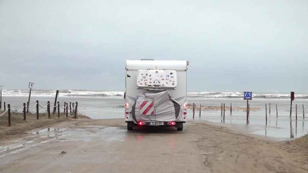 La barra del Trabucador recupera la connexió amb les Salines de la Trinitat després del temporal Harry
