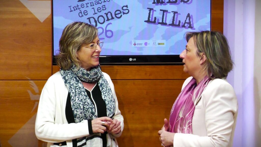 Tortosa presenta el programa del Mes Lila amb una trentena d’activitats pel Dia Internacional de les Dones L'alcaldessa Mar Lleixà i la regidora Dolors Bel presenten les activitats del Mes Lila a l'Ajuntament de Tortosa, Baix Ebre.
