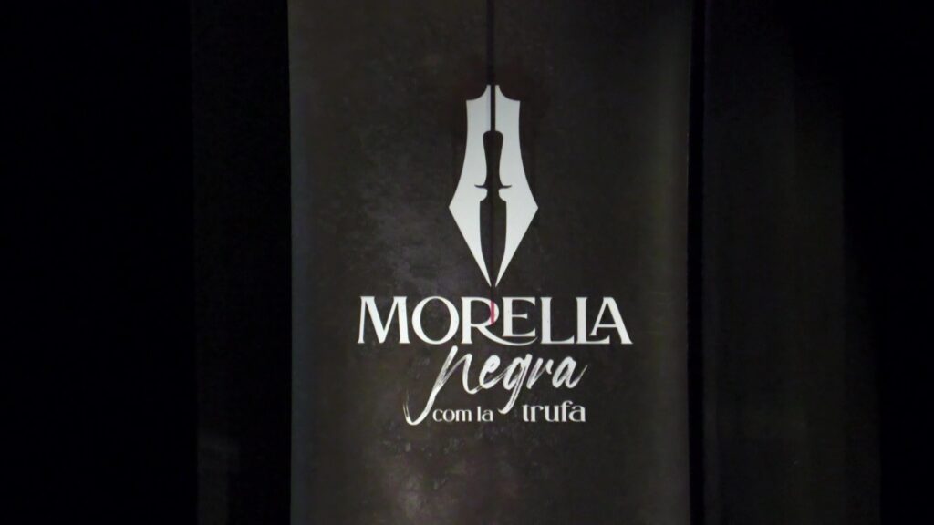 Cartell del festival Morella Negra com la Trufa exposat durant el Black Connection a Alcanar, Montsià.