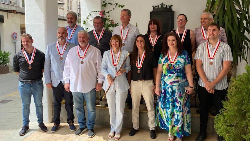 Equip de govern de l'Ajuntament de l'Ametlla de Mar amb l'alcaldessa Eva del Amo a les Terres de l'Ebre.