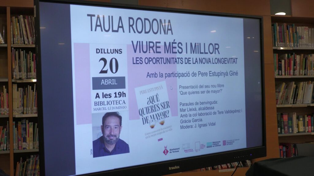 Pere Estupinyà presenta a Tortosa el seu nou llibre que reflexiona sobre la nova longevitat Pere Estupinyà durant la presentació del seu llibre sobre longevitat a la Biblioteca de Tortosa, Baix Ebre.