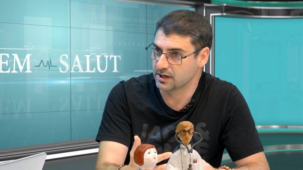 Carlos López, coordinador del grup de recerca en patologia oncològica, durant una entrevista sobre el càncer de mama i el projecte EMMA.