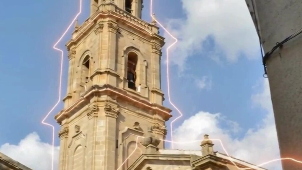 Realitat augmentada aplicada al campanar de l'església de Vilalba dels Arcs, Terra Alta.