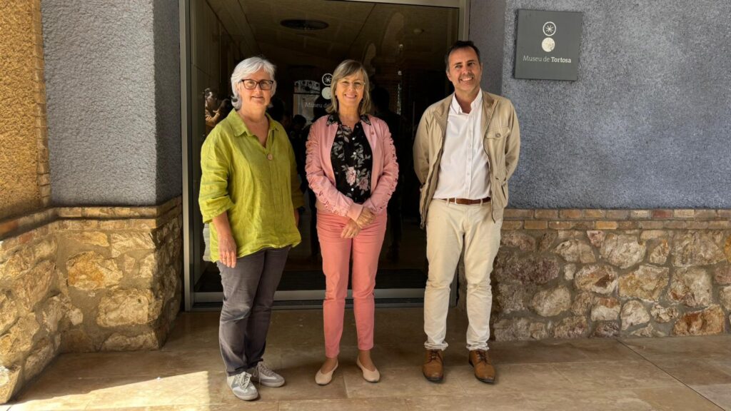 El Museu de Tortosa celebra el Dia Internacional dels Museus amb quatre dies d’activitats gratuïtes Presentació de les activitats del Dia Internacional dels Museus al Museu de Tortosa amb les autoritats municipals.