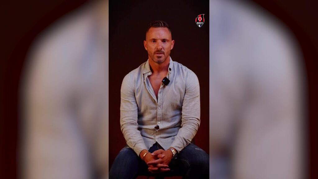 Edu Albacar durant la seua presentació oficial com a nou entrenador del Reus FC Reddis a la província de Tarragona.