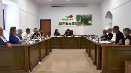 La manca de pressupostos reobre el debat sobre una moció de censura a Ulldecona