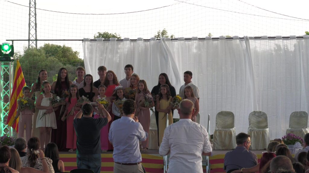 Presentació de les pubilles i els mossos de Masdenverge durant les Jornades Culturals.