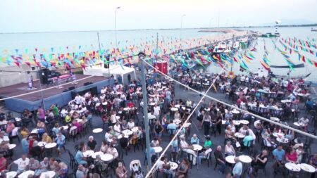 Inici de les Festes de Sant Joan a l'Ampolla