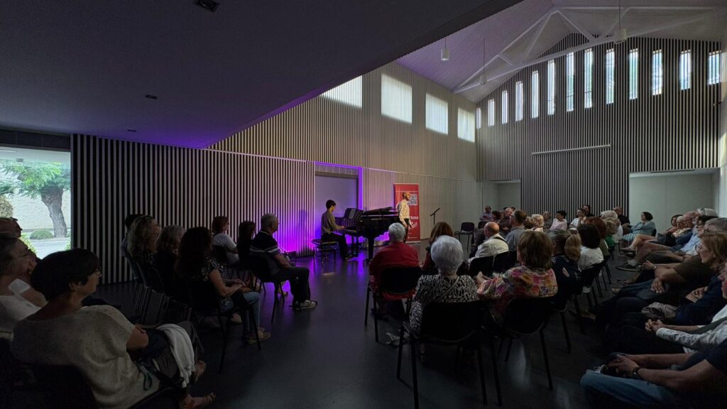Joventuts Musicals de Tortosa clou el primer cicle de concerts reivindicant el repertori català i valencià Concert de veu i piano de Joventuts Musicals al Centre Cívic de Ferreries a Tortosa, Baix Ebre.