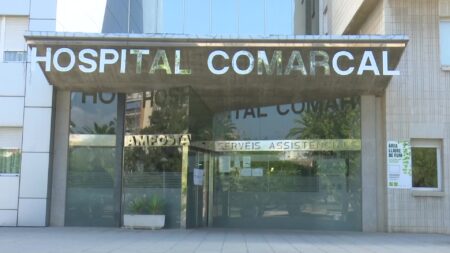 L’Hospital Comarcal d’Amposta abona la paga d’objectius als professionals Façana de l'Hospital Comarcal d'Amposta
