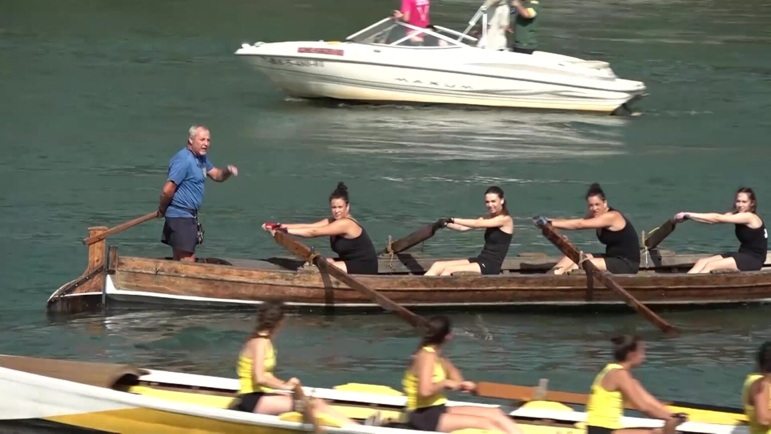 La Festa del Riu de Móra d’Ebre és declarada Festa Tradicional d’Interès Nacional Competició de regates de muletes a les aigües del riu Ebre durant la Festa del Riu de Móra d'Ebre.
